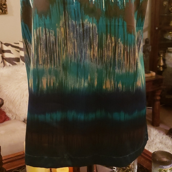 Top - Picture 4 of 6